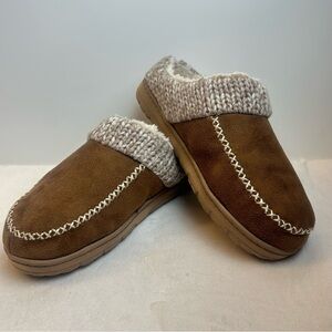 Dearfoams Women’s Cozy Slippers